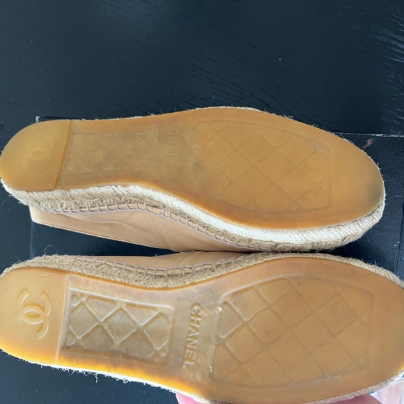 Chanel Espadrilles (Beige/Black colorway) - Picture 6 of 6